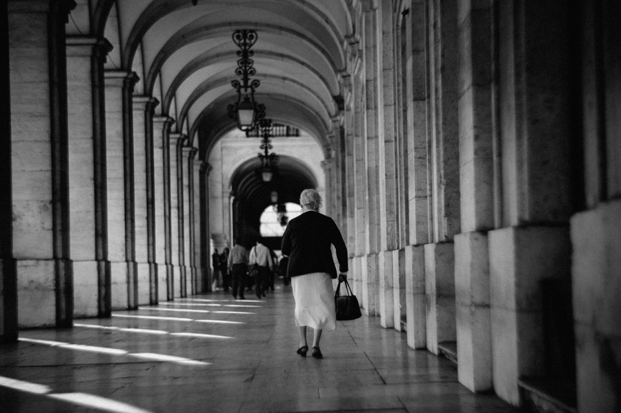 Foto Lissabon, alte Frau, Fotograf, Kathrin Stahl