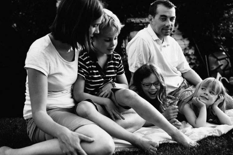 Familie-Kind-Fotograf-im-Freien-Hamburg-Kathrin-Stahl14